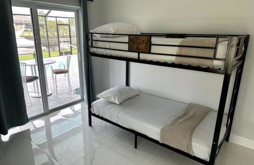 Cozy 2 BR Waterfront home with Heated Pool - Foto 36