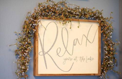 Colonial Cottage with Hot Tub & Sauna-Family Friendly - Photo 31