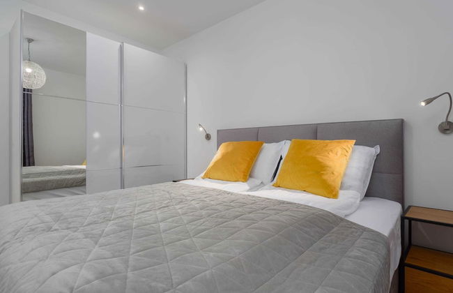 Luxury Beachfront Krk Apartments With Terrace - Photo 4