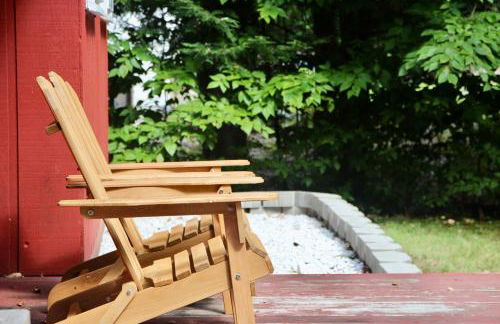 Escape to a 3-Bedroom Cabin in Lower Catskills - Foto 3