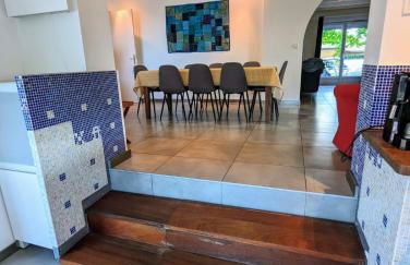 Magnifique maison avec piscine, idéalement située - Foto 29