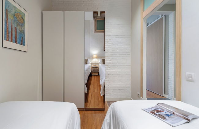 Fuster Apartments By Aspasios - Photo 24