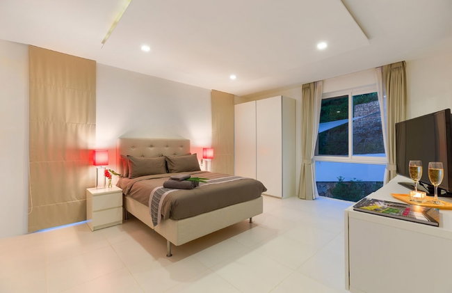 Luxury Apartment Unique Residences - Photo 10