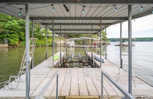 Dock & Chill-Lakefront Margaritaville 3 Bed and 3 Bath Home - Foto 20