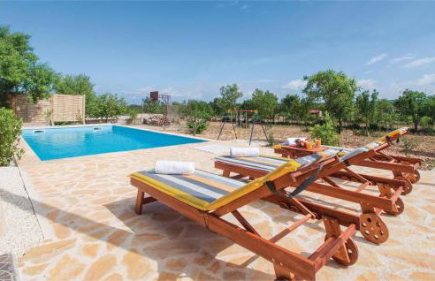 Two-Bedroom Holiday Home In Radonic - Foto 6