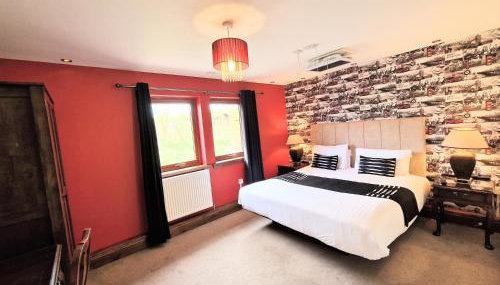 Lbtie Lodge with Two Private Hot Tubs - Fife - Loch Leven - Lomond Hills - Foto 2