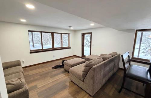 Paddler's Paradise Cabin with Direct Trail Access! - Foto 23