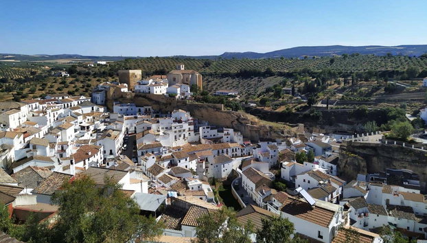 Free tour por los miradores de Setenil de las Bodegas - Foto 2, Disfrutando del tour gratuito por Setenil de las Bodegas