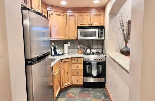 Swiss Zermatt King Suite with Pool Near Park City Ski Resorts - 2049 - Foto 3