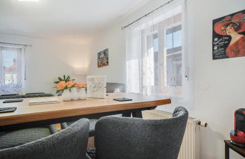 FEWO-LAVEES moderne zentrale FeWo nahe OMV Wacker Kliniken Burg -Eigener Eingang-Schlüsselloser Check in - Foto 19