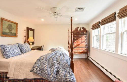 Pond-Front Home w Water Views - Foto 23