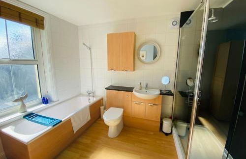 Blackford House a large home Portland Dorset - Photo 2