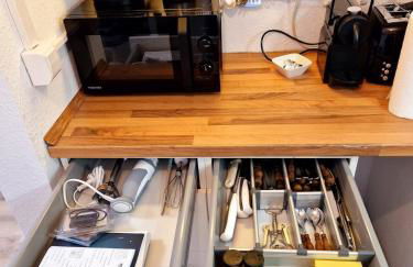 Apartment with AC, full kitchen, self check in, parking, 8 min to SAP campus, Wi Fi - Foto 41