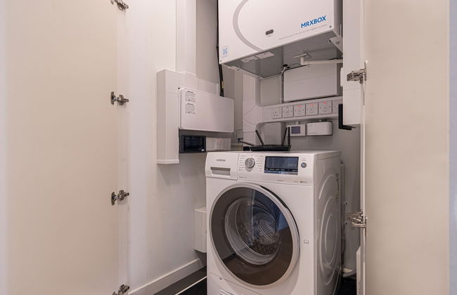 Stunning Three-bedroom Apartment on the River - Foto 31