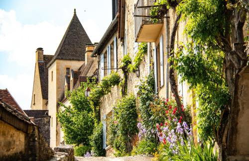 Villa in Lanzac with Private Garden - Foto 33