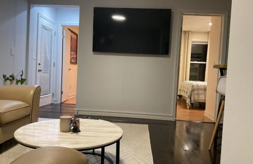 SEA Airport Coastal Apartments, located just 15 min from SeaTac Airport and 5 min from Des Moines Marina - Foto 2