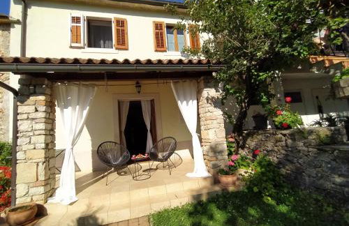 Apartment PARENZANA, little row HOUSE with big green yard in central Istria - Foto 4