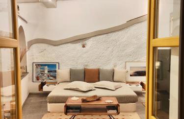 Ioulis Century Home - Photo 27