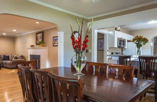 Lovely House near Downtown, Home away from Home! - Foto 21