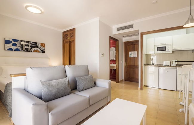 Aparthotel ILUNION Costa Sal Lanzarote - Photo 37