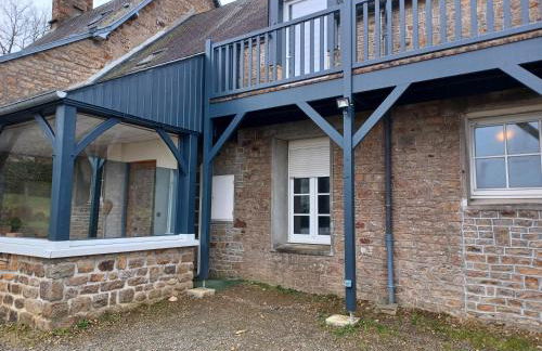 Maison chaleureuse avec terrasse et vue baie - Foto 6