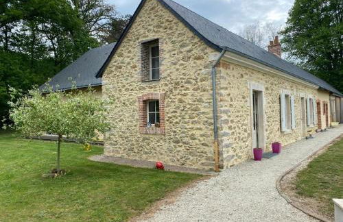 Château de la Coudraie et La Petite Coudraie - Photo 2