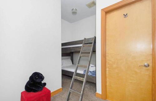 Bay Breeze Estate - Heated Pools, Private Pier & Walk to the Kemah Boardwalk - Foto 31