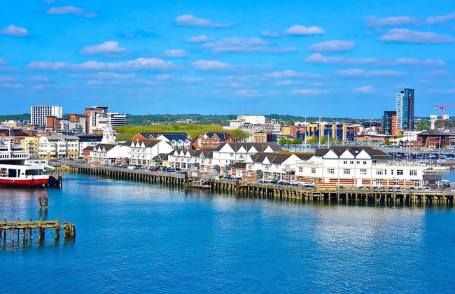 Charming 2-bed Apartment in Eastleigh - Foto 27