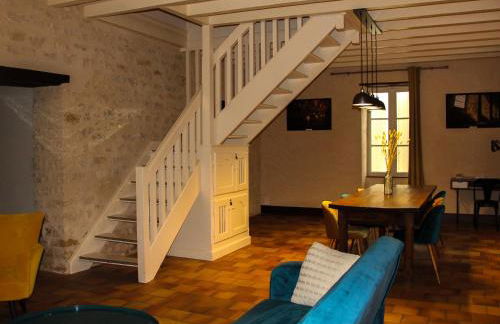 Gîte haut de gamme près de l'Abbaye de Noirlac - Séjour tout confort avec jardin et terrasses - FR-1-586-13 - Foto 20