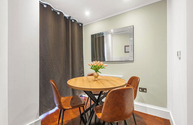 Two Bedroom Apartment in Limehouse - Foto 40