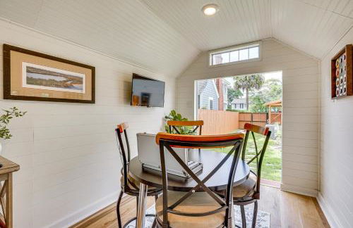 Dtwn Retreat with Game Room! Walk to Hampton Park - Foto 25