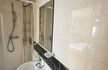 Bridge St 6 Bedroom House - Tranent - Foto 51