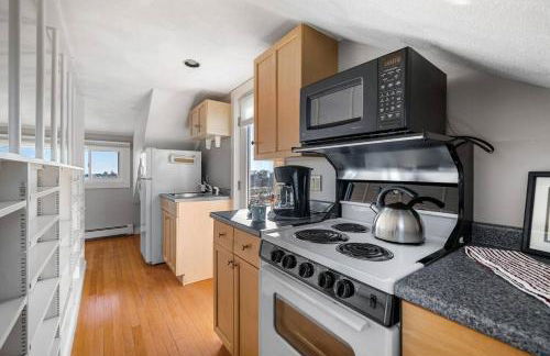 Private Pickleball | Family Friendly | Sleep 18 - Photo 40