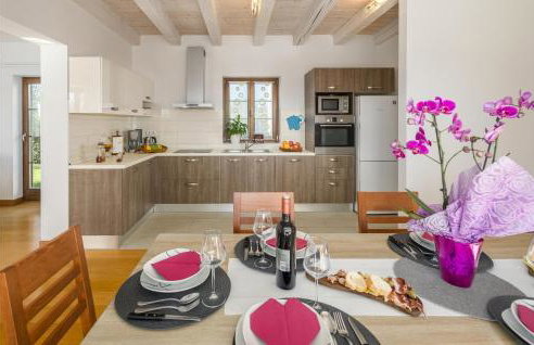 Pet Friendly Home In Barban With Sauna - Photo 26