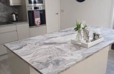 Clova Cottage 7BR Retreat - Photo 3