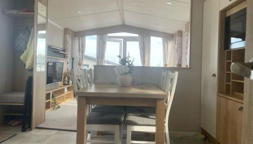 2 Bed-Sleeps 6 -Patio-Parking-Pet Friendly - Foto 4