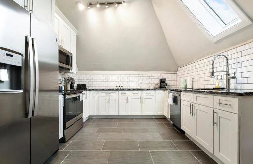 3 Bedroom House with Netflix, FREE Parking, Near Hospitals, Shopping,Food - Foto 27