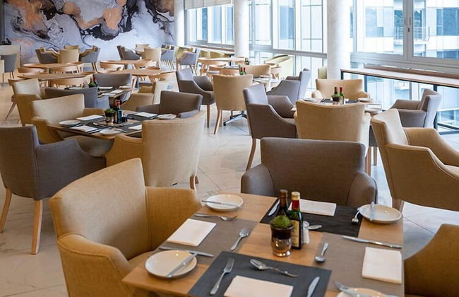 Luxury Apartment Sandton / no Loadshedding / Dstv - Photo 16