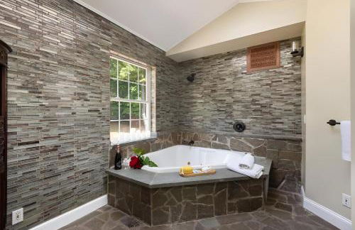 Nature Getaway Charming Villa Near Trails & Parks - Foto 54