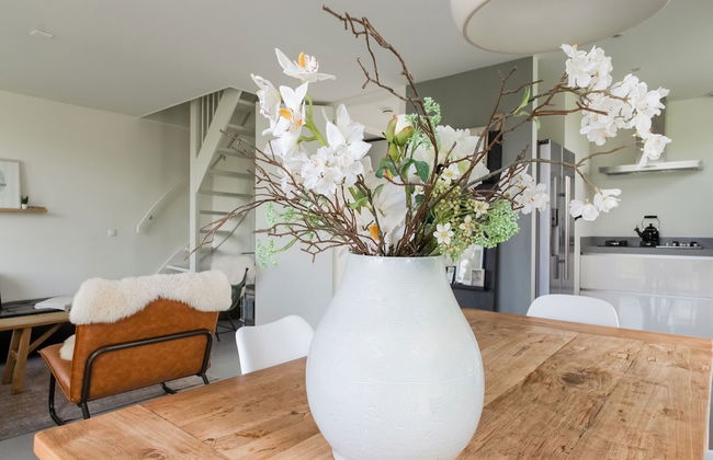 Beautiful Holiday Home Near the sea - Photo 3