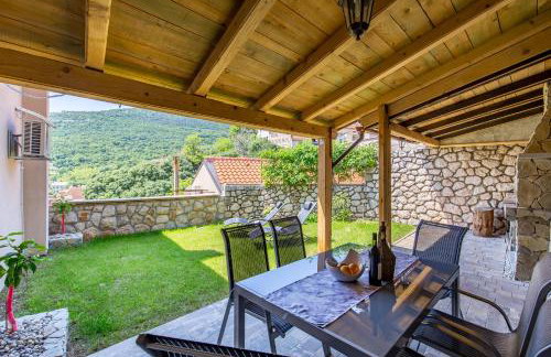 Villa Volcera - Photo 26