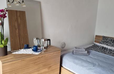 Sleep over at Ana's with shared bathroom - Foto 3