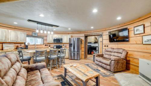 Mtn-View Retreat with Yard 4 Mi to Dtwn Lincoln - Foto 2