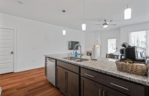 Charming Duplex Retreat in Old Town Manchester, VA - Foto 29