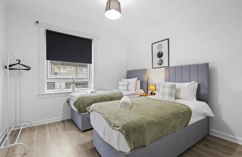 Welcoming Home in Johnstone, Near Glasgow Airport - Bonnie Lodgings - Foto 27