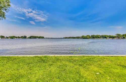 Month to Month and Seasonal Luxury Lakefront 5 bed 5 5 bath Estate Home - Foto 5