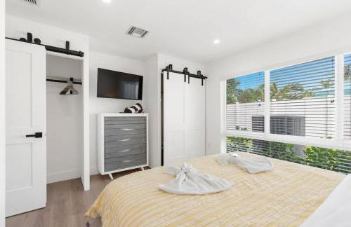 Delilas Chic 3 Bedroom 2 bath Abode with Heated Pool - Foto 13