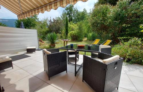 Centre St Jorioz : Charmant et spacieux studio avec terrasse et jardin privatif - Photo 14