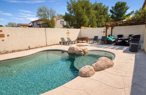 5BR Oasis 15 Min to Strip, Pool Table - Foto 28