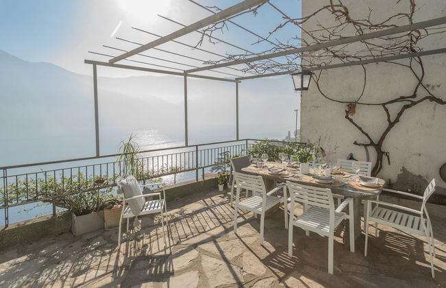 Giuliano s House - Amazing Lake View - Photo 1